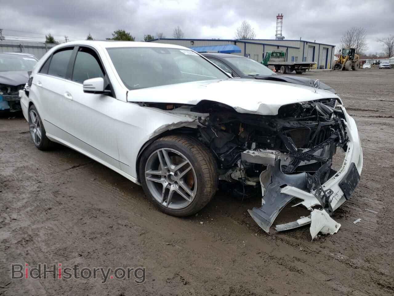 Photo WDDHF5KB2DA686965 - MERCEDES-BENZ E-CLASS 2013