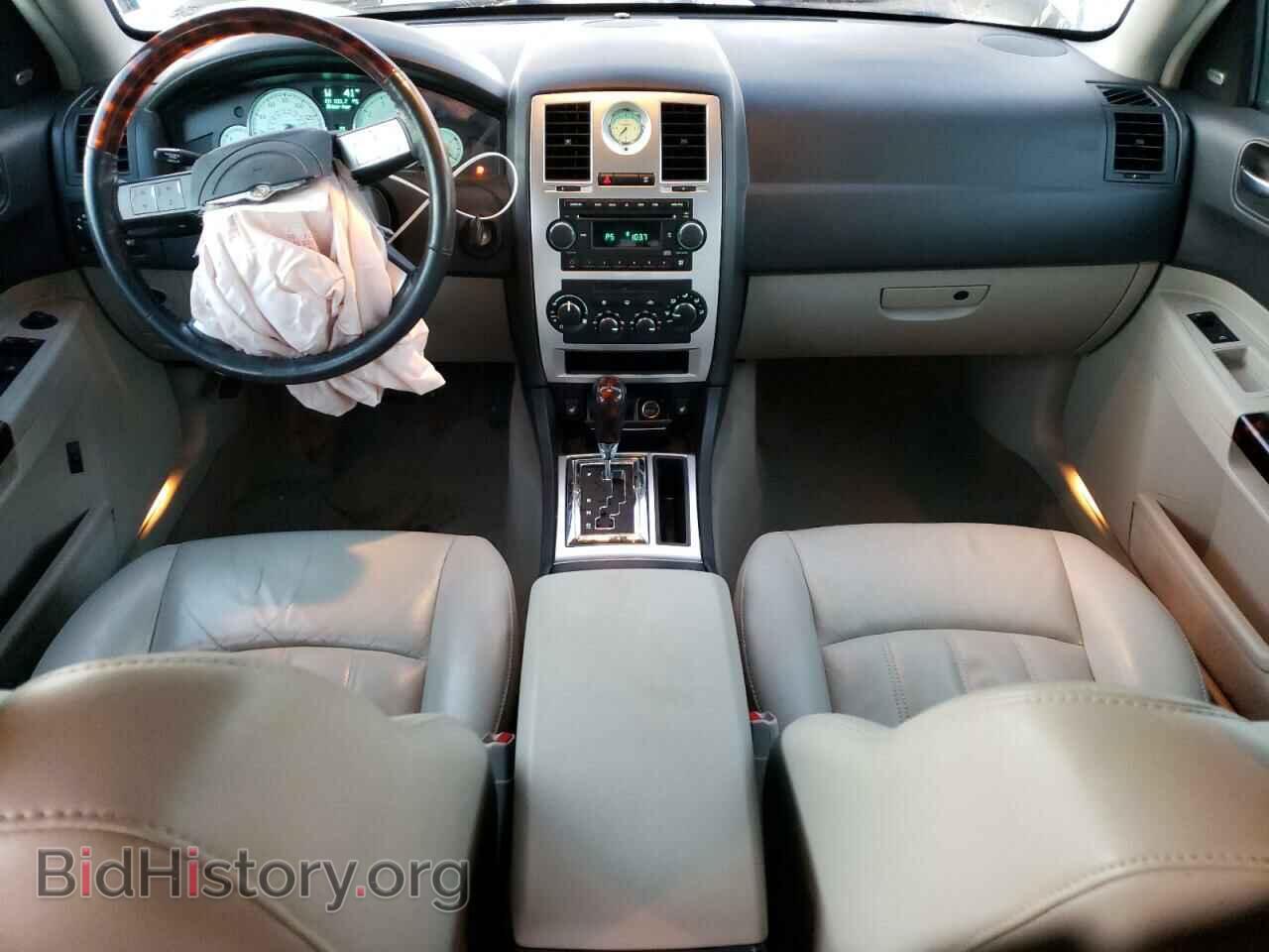 2006 CHRYSLER 300 - VIN: 2C3KA63H56H274488 - Фото 8
