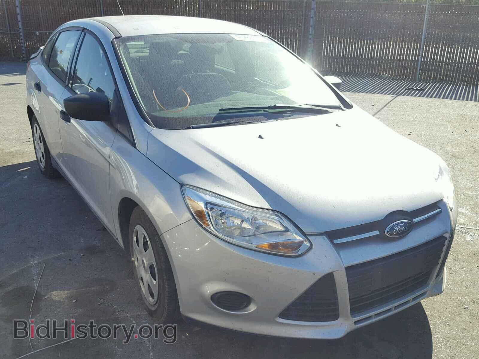 Photo 1FAHP3E26CL345875 - FORD FOCUS 2012