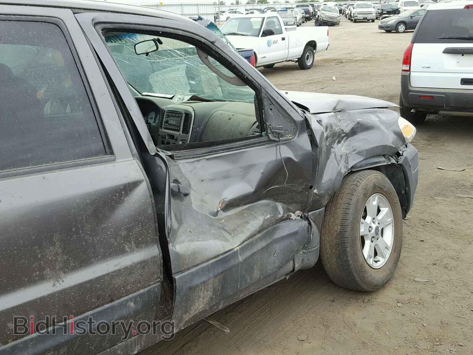 2006 FORD ESCAPE - VIN: 1FMCU03176KB00255 - Фото 9