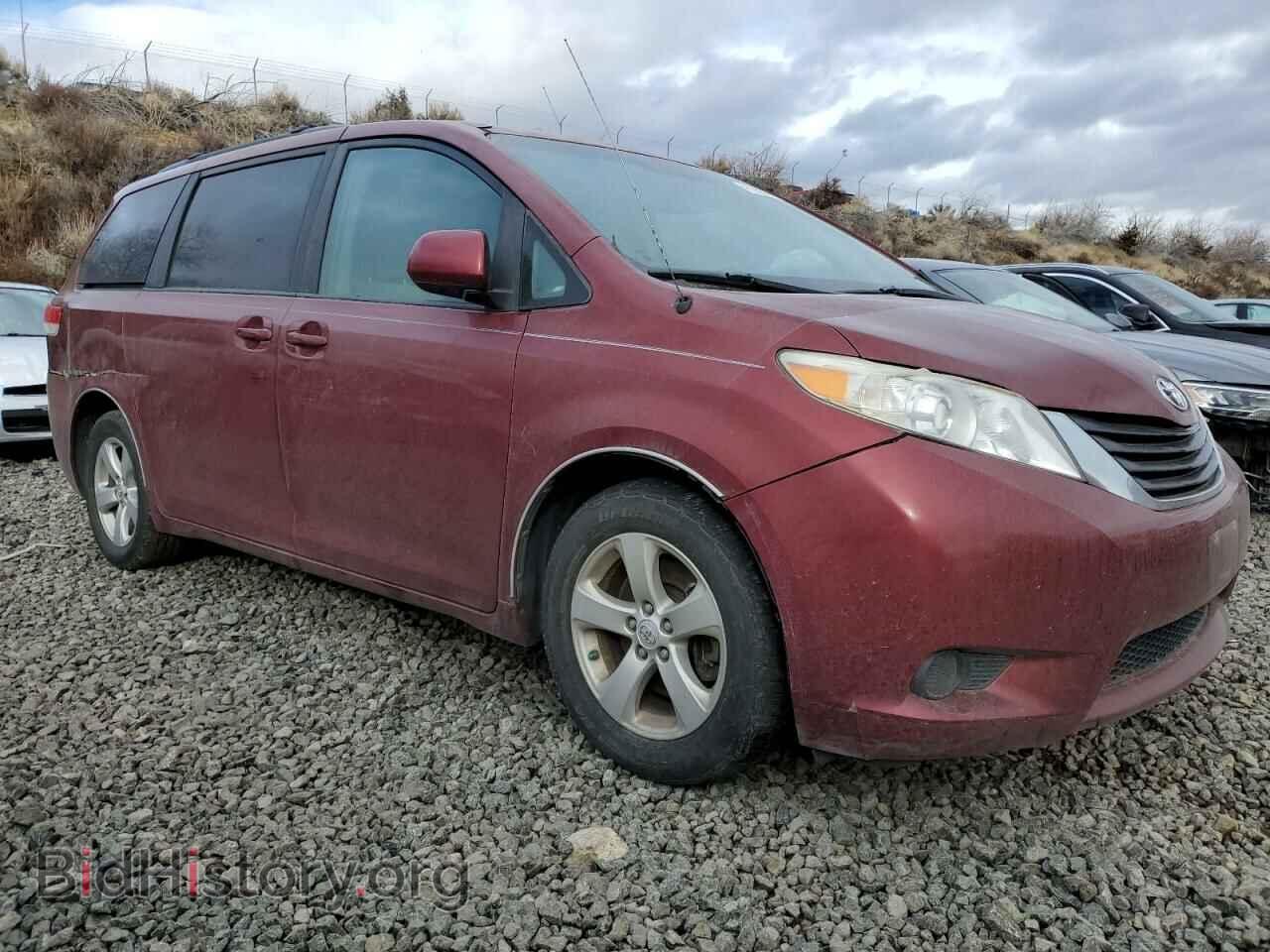 2011 TOYOTA All Models - VIN: 5TDKK3DC4BS085210 - Фото 4