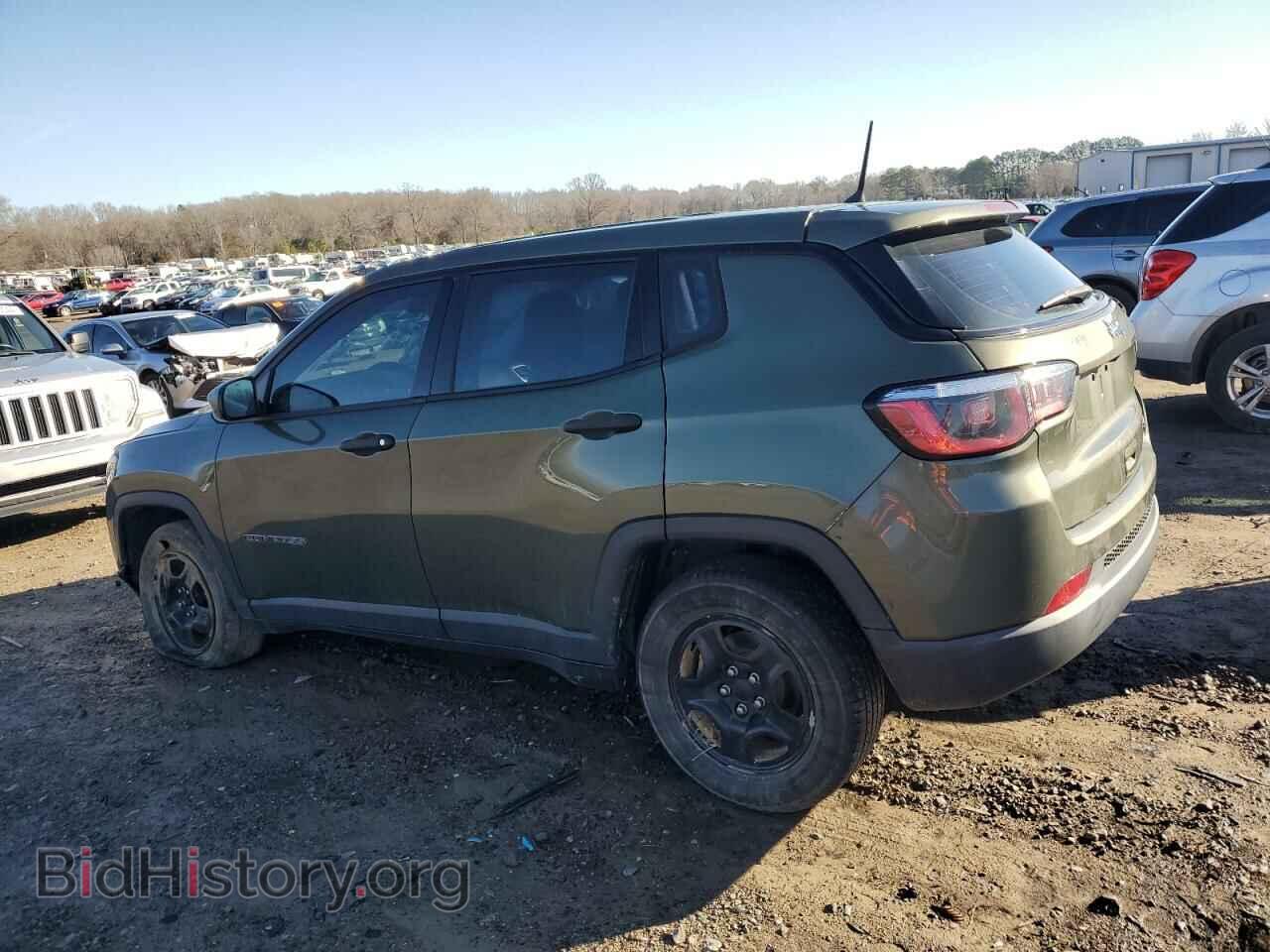 2018 JEEP COMPASS - VIN: 3C4NJCAB6JT286185 - Фото 2