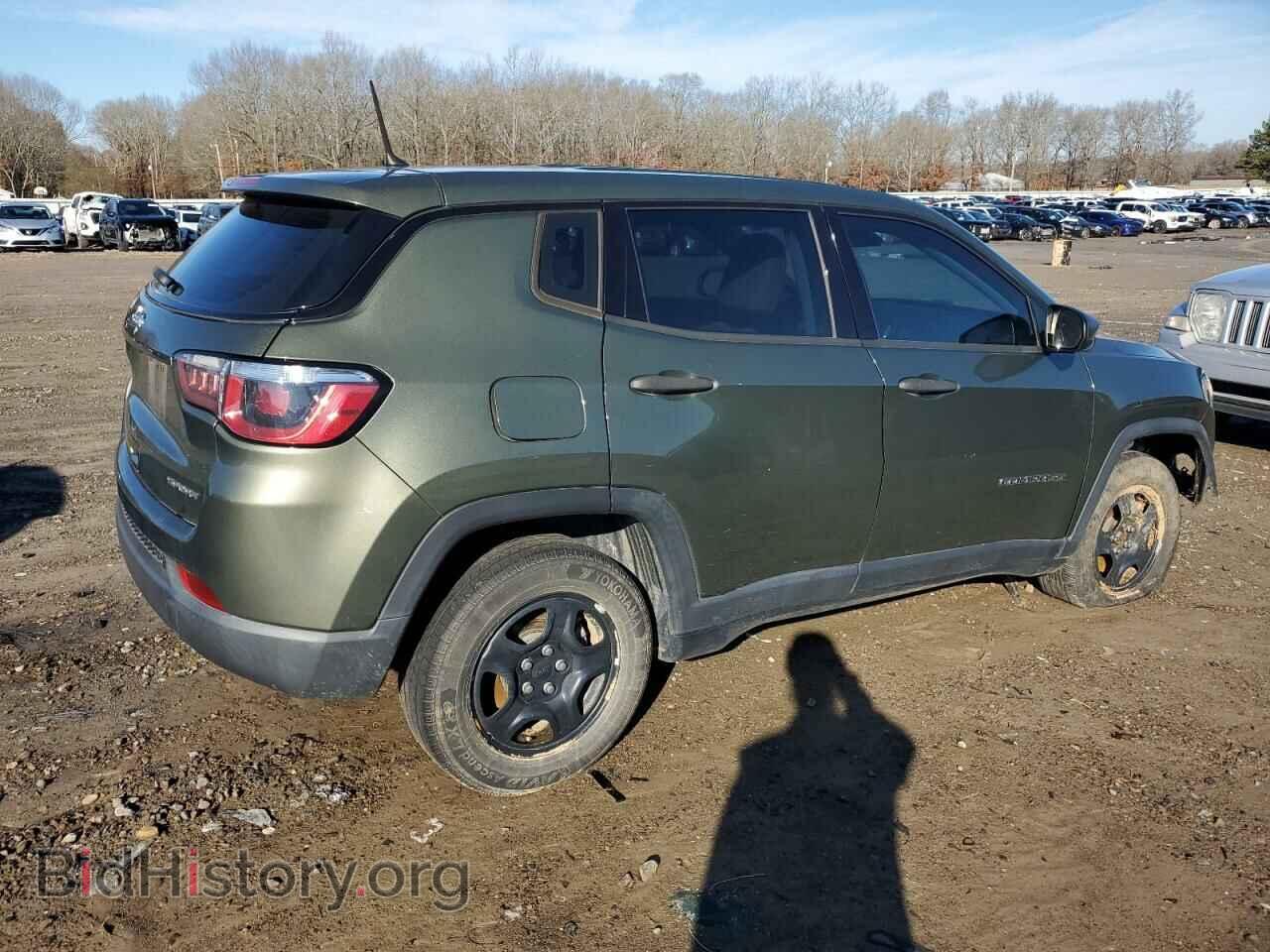 2018 JEEP COMPASS - VIN: 3C4NJCAB6JT286185 - Фото 3