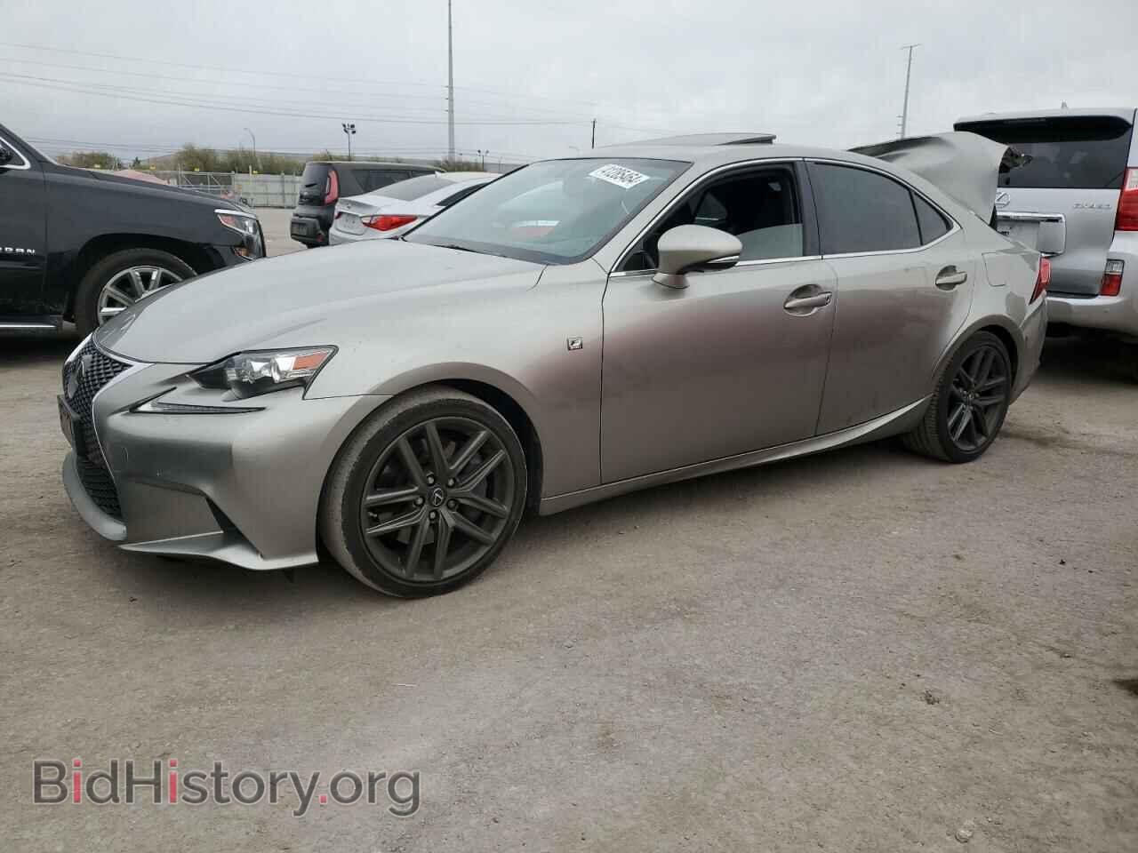Photo JTHBA1D26G5028369 - LEXUS IS 2016
