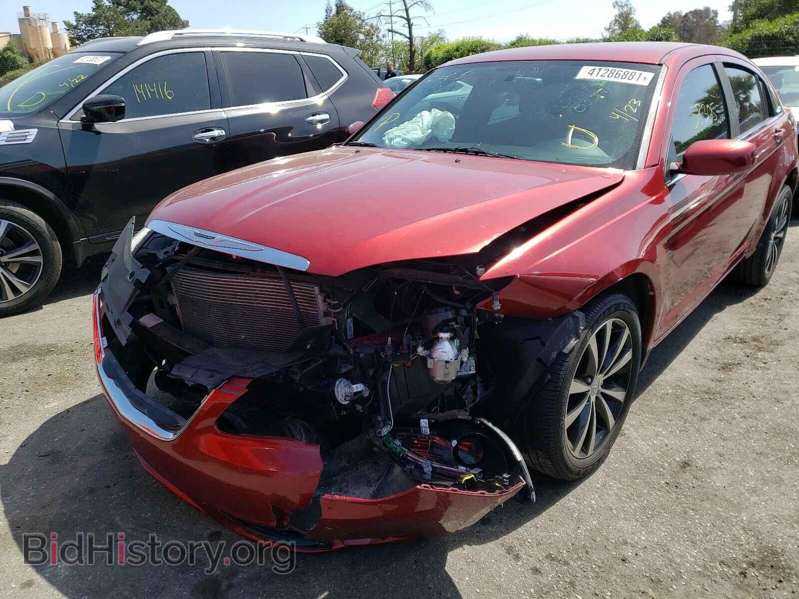 2013 CHRYSLER 200 - VIN: 1C3CCBBB6DN513524 - Фото 2