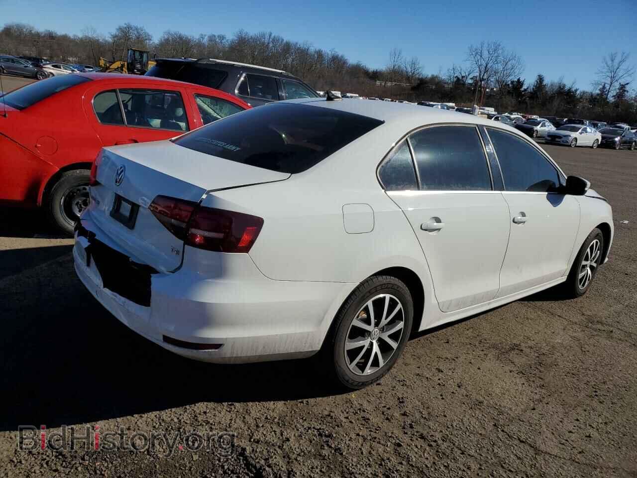 2018 VOLKSWAGEN JETTA - VIN: 3VWDB7AJ9JM260615 - Фото 3