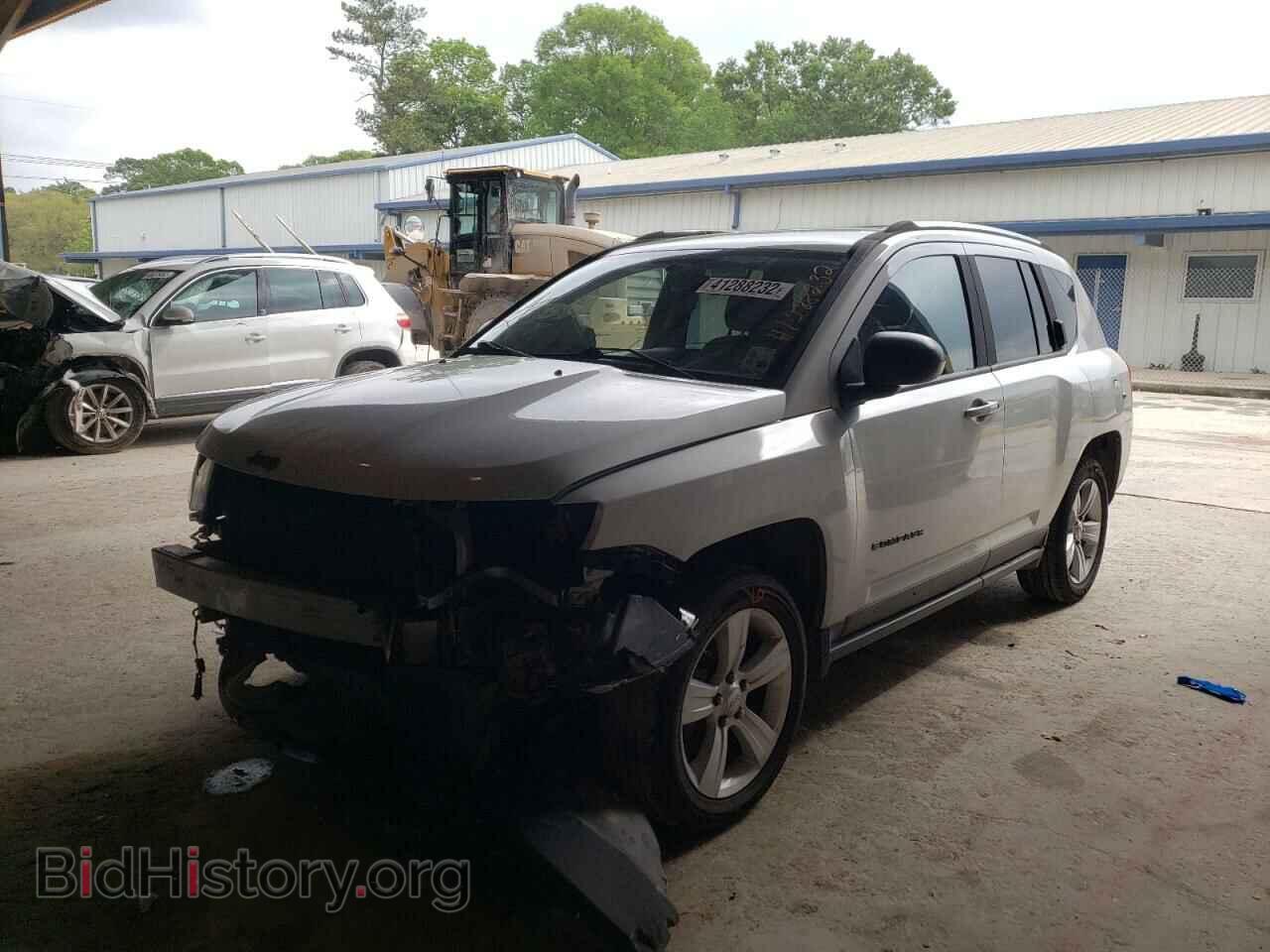 2011 JEEP COMPASS - VIN: 1J4NF1FB9BD212467 - Photo 2
