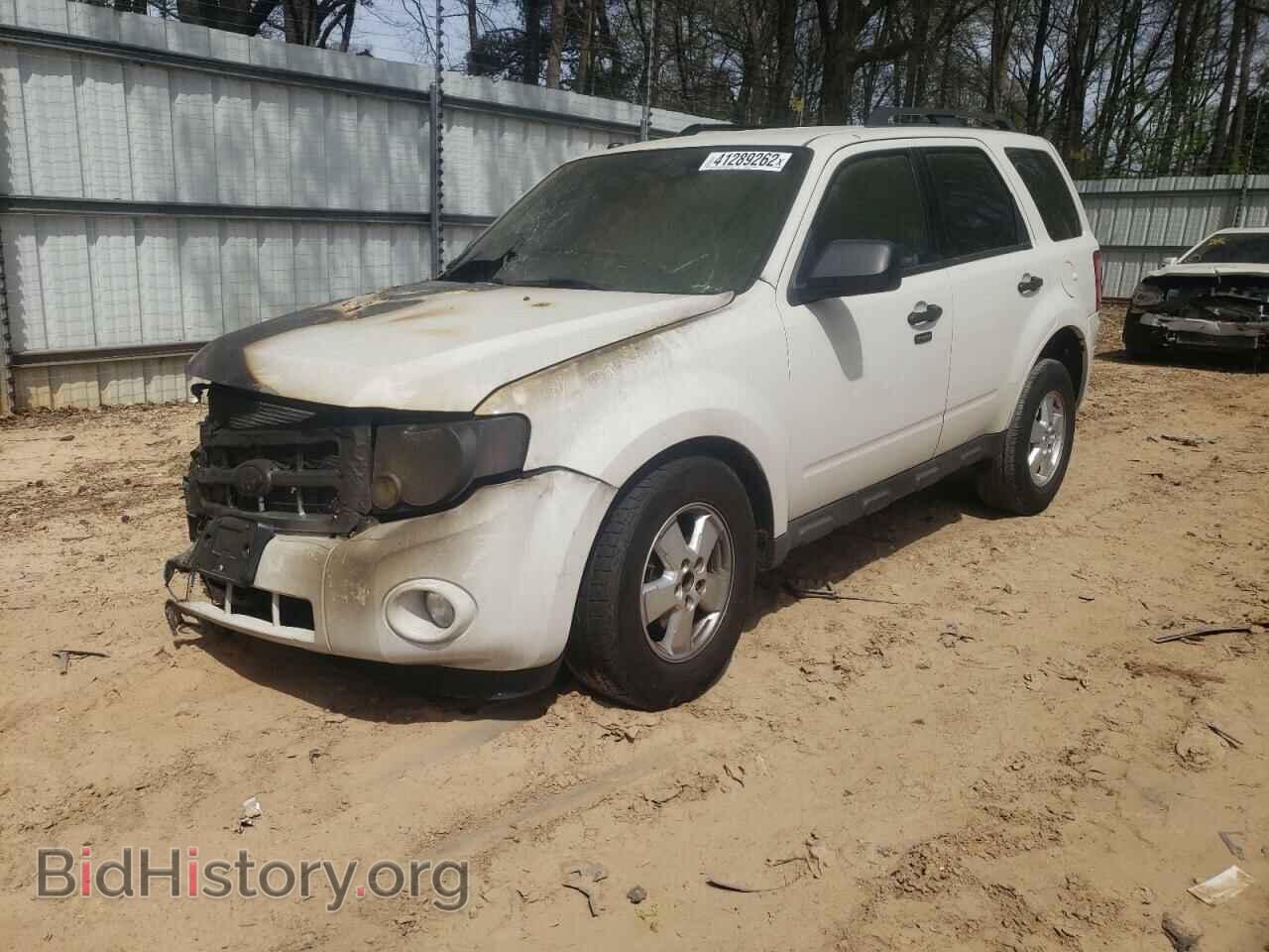2010 FORD ESCAPE - VIN: 1FMCU0D75AKB28700 - Фото 2
