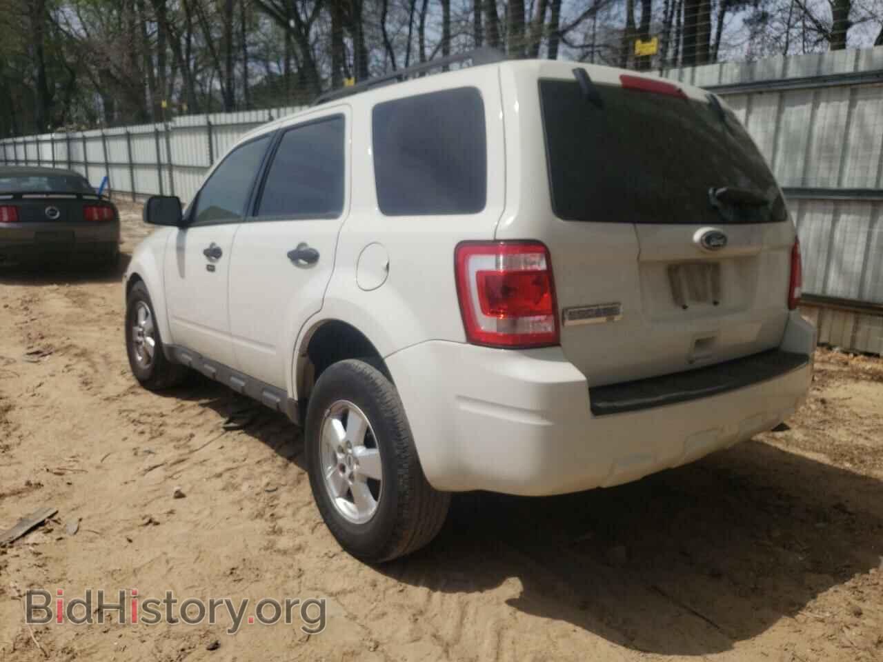 2010 FORD ESCAPE - VIN: 1FMCU0D75AKB28700 - Фото 3