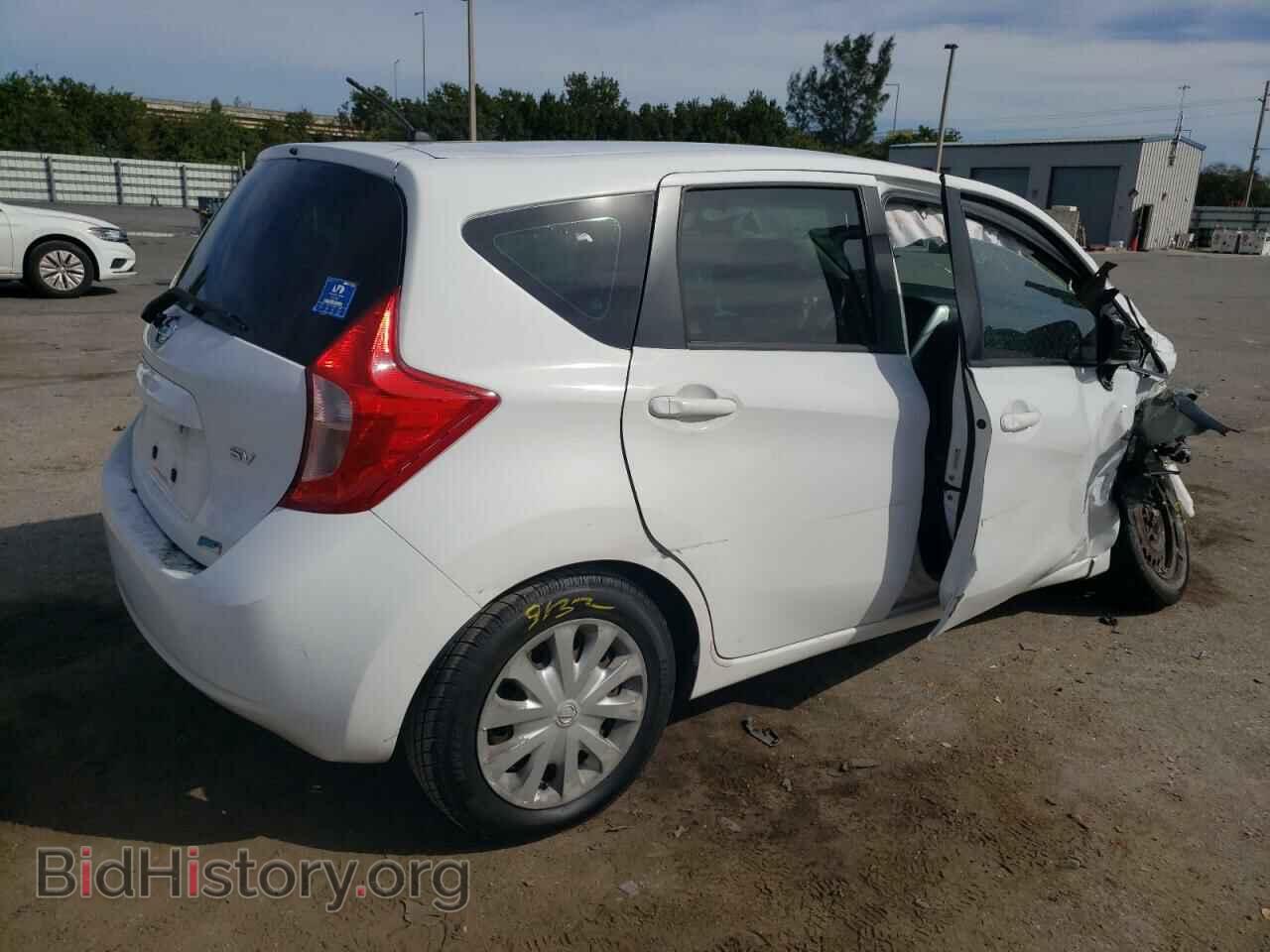 2015 NISSAN VERSA - VIN: 3N1CE2CPXFL411021 - Фото 3