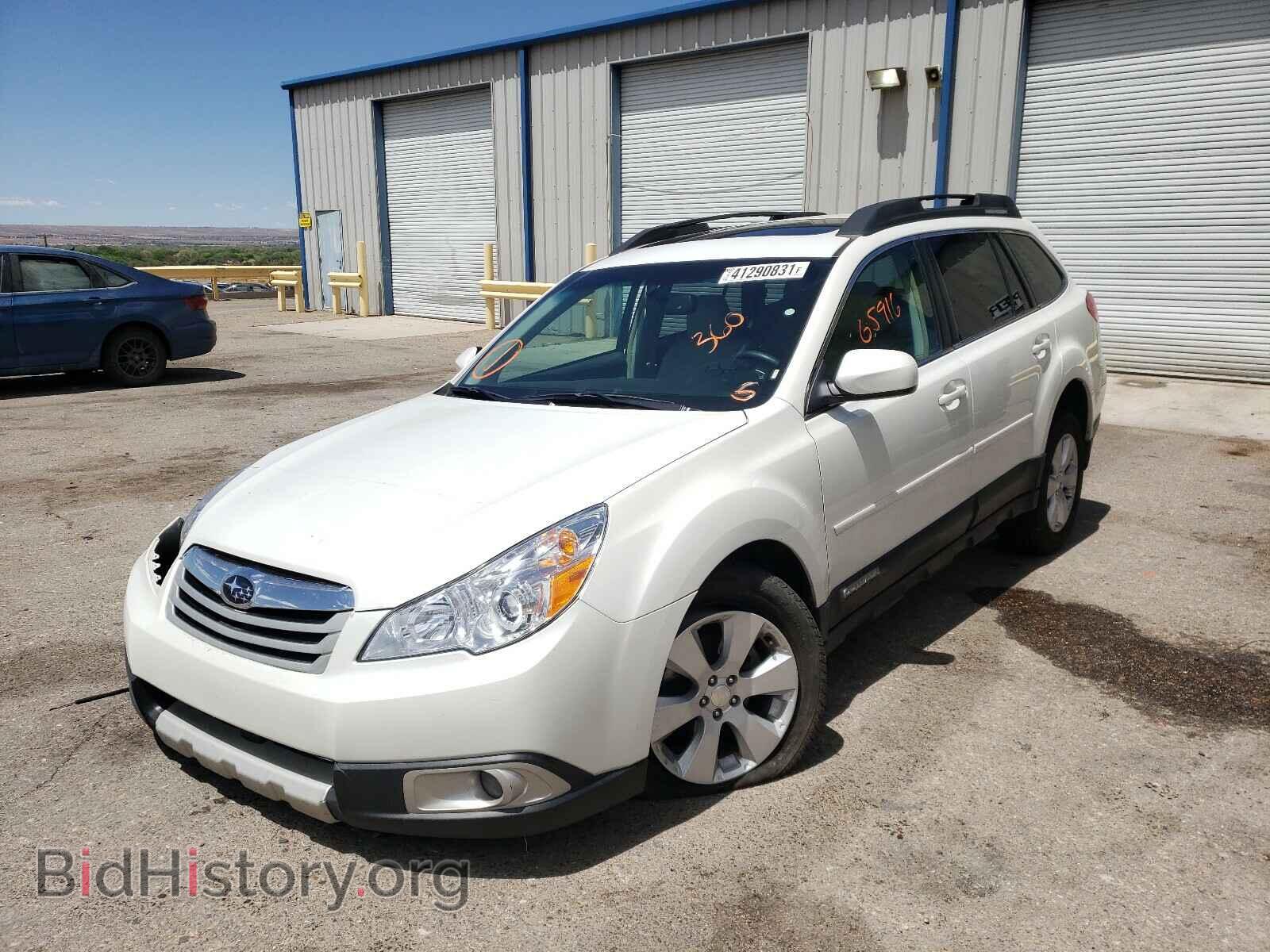 2011 SUBARU OUTBACK - VIN: 4S4BRBKC2B3364368 - Photo 2