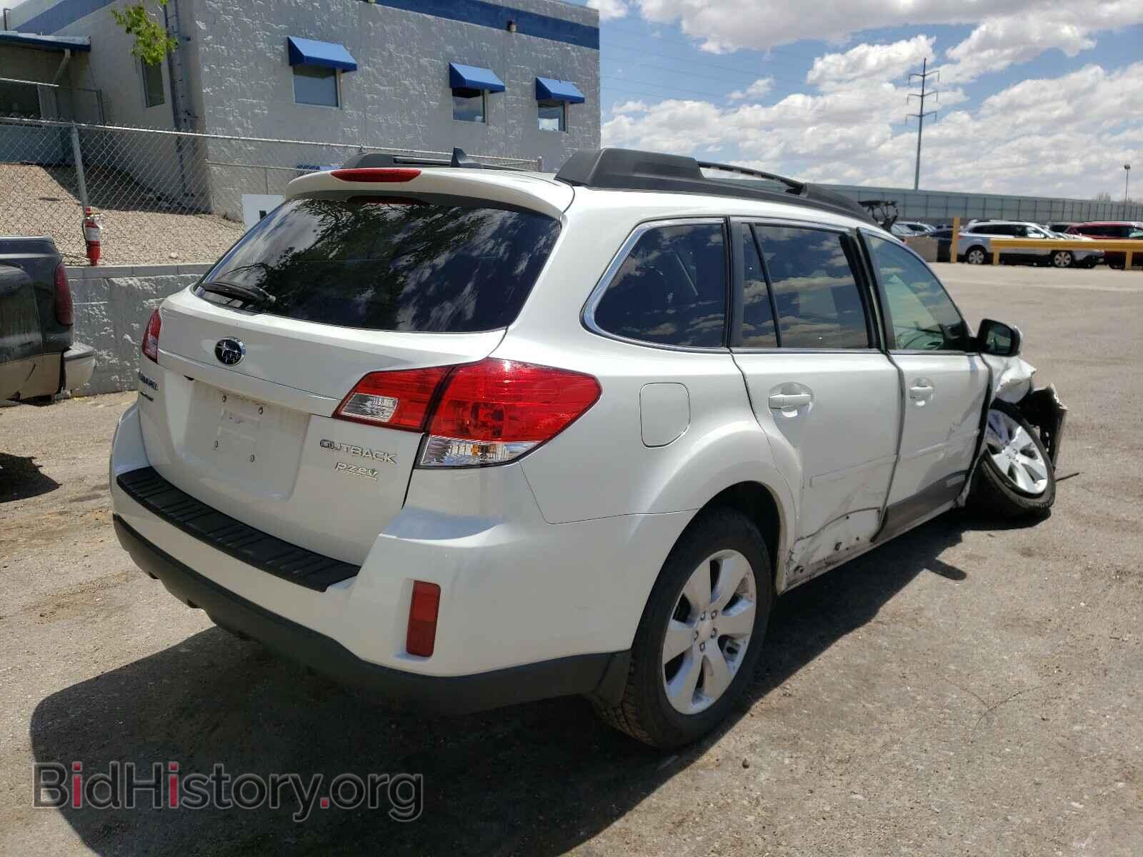 2011 SUBARU OUTBACK - VIN: 4S4BRBKC2B3364368 - Photo 4