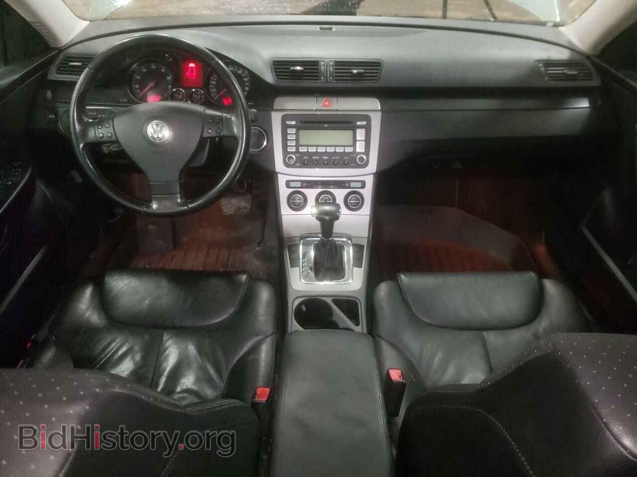 2007 VOLKSWAGEN PASSAT - VIN: WVWTK73C57E212640 - Photo 8