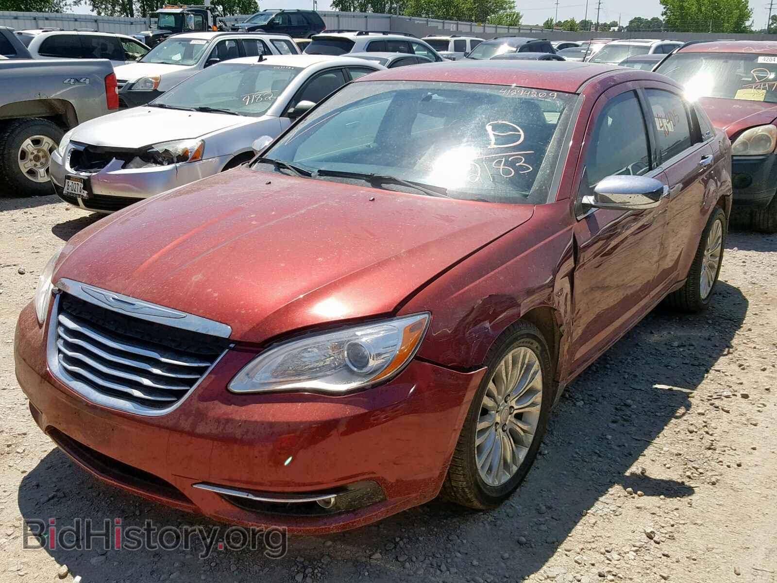 2012 CHRYSLER 200 - VIN: 1C3CCBCG6CN132183 - Фото 2