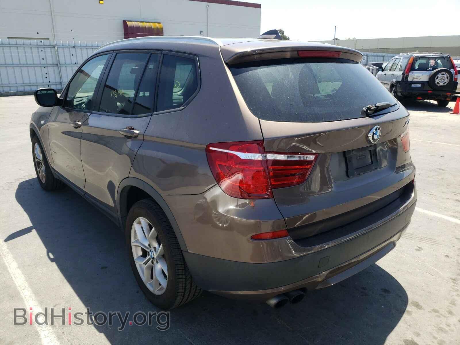 2011 BMW X3 - VIN: 5UXWX7C58BL732902 - Фото 3