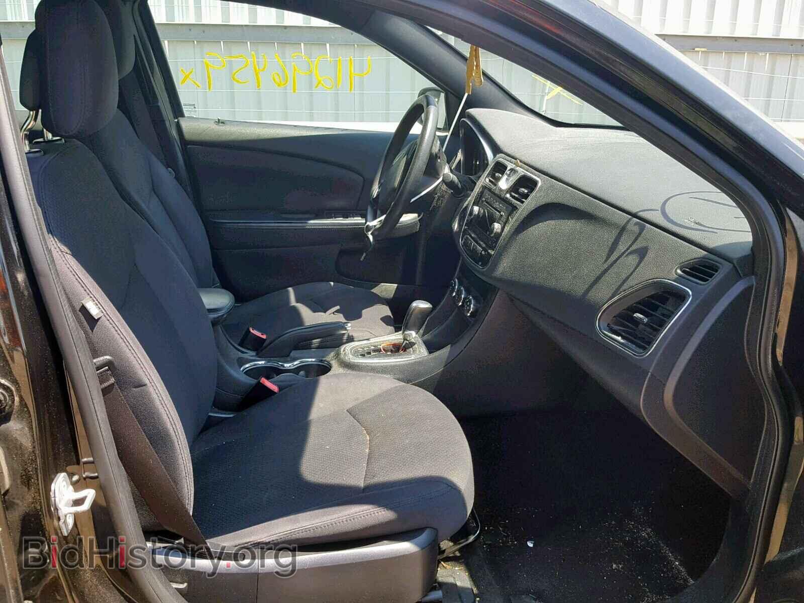 2012 CHRYSLER 200 - VIN: 1C3CCBAB8CN273988 - Photo 5