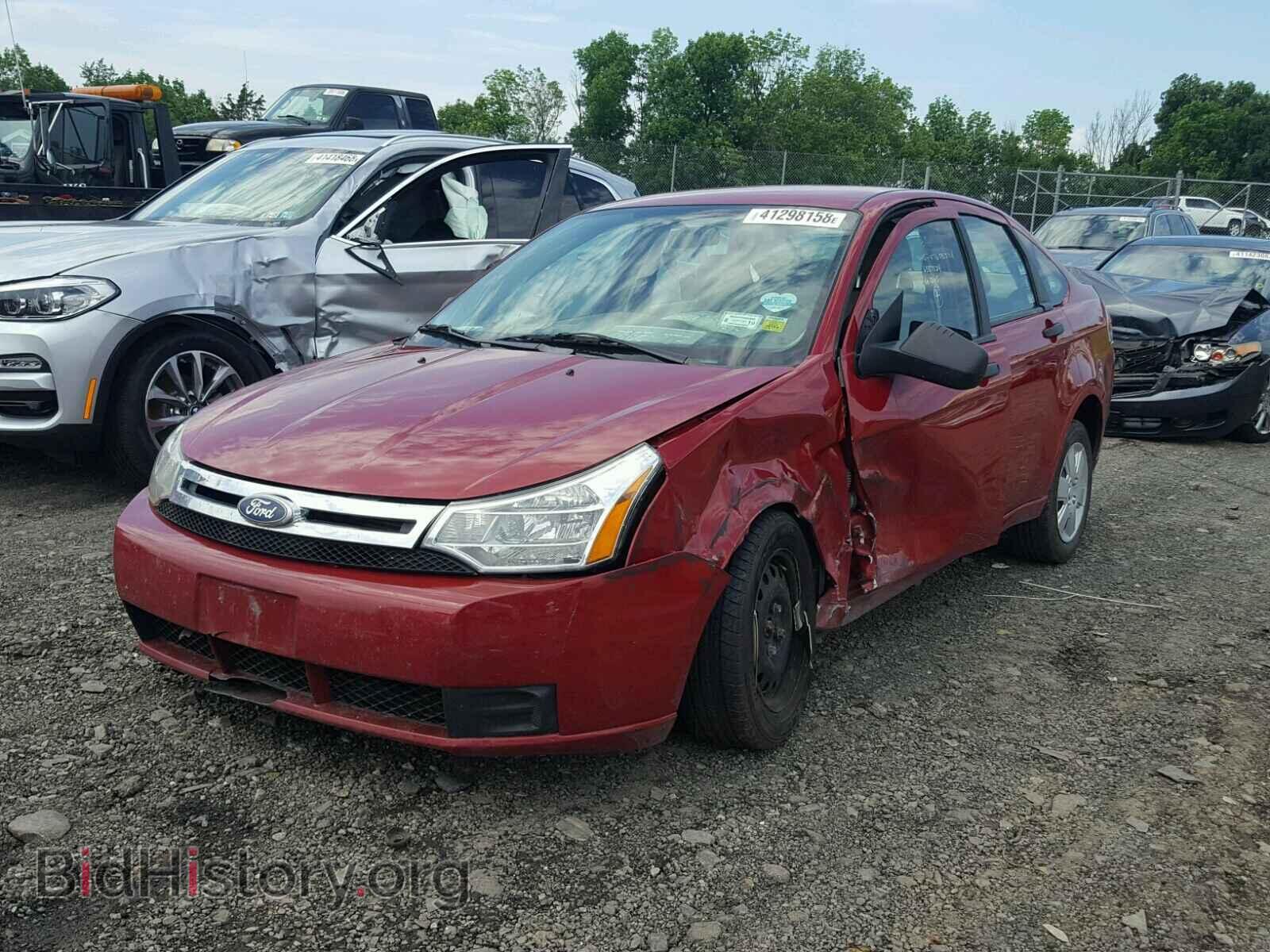 2011 FORD FOCUS - VIN: 1FAHP3EN2BW157345 - Photo 2