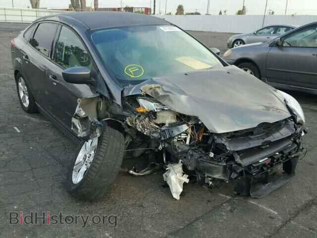 Photo 1FAHP3F29CL302100 - FORD FOCUS 2012