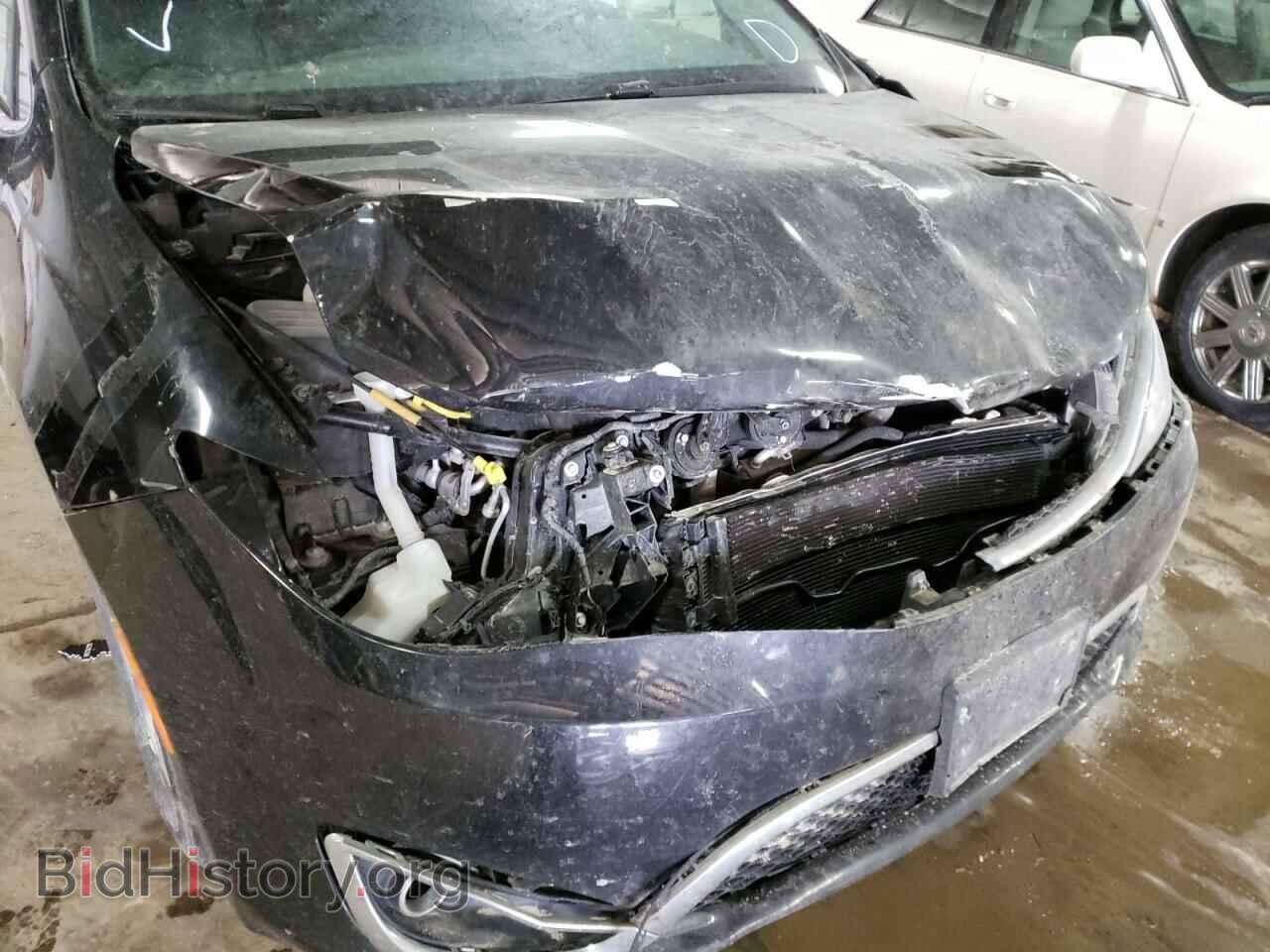 2017 CHRYSLER PACIFICA - VIN: 2C4RC1EGXHR588839 - Фото 9