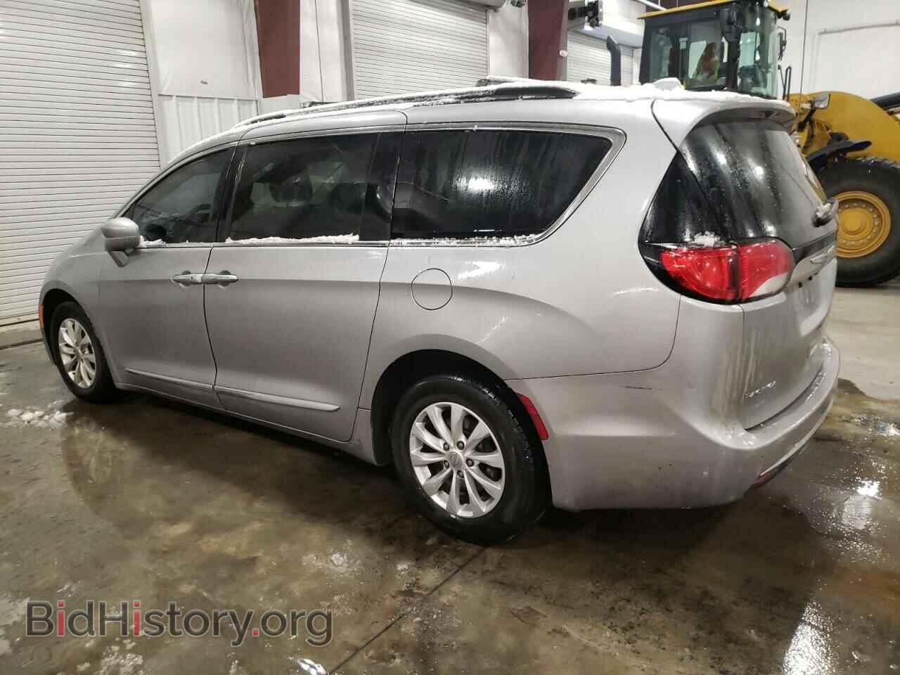 2017 CHRYSLER PACIFICA - VIN: 2C4RC1BG1HR747333 - Фото 2