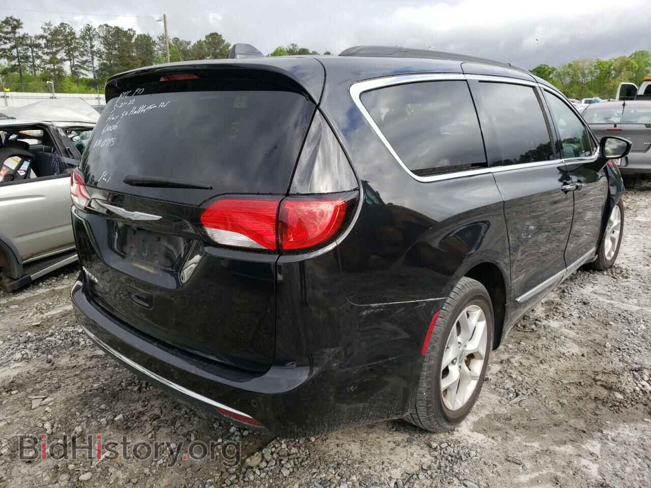 2017 CHRYSLER PACIFICA - VIN: 2C4RC1BGXHR820795 - Фото 4