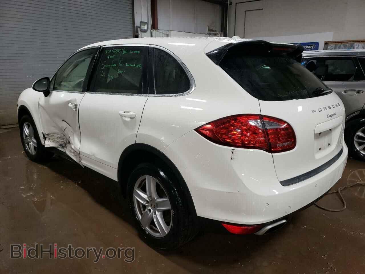 2011 PORSCHE CAYENNE - VIN: WP1AA2A24BLA10320 - Фото 2