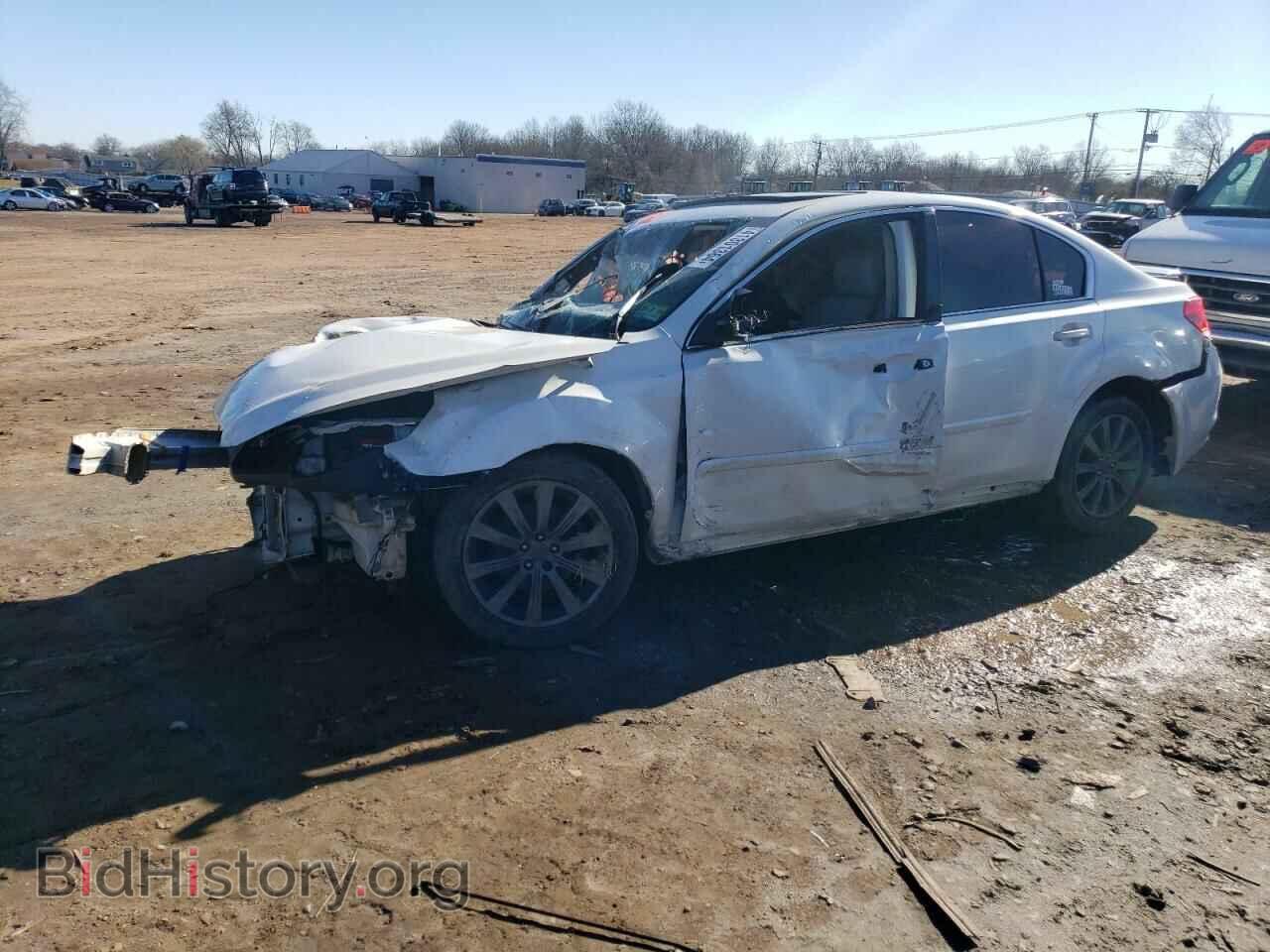 Photo 4S3BMBK61D3011488 - SUBARU LEGACY 2013