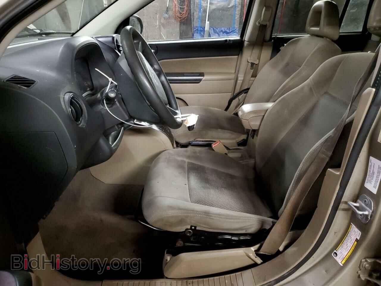 2009 JEEP COMPASS - VIN: 1J4FT47B29D208283 - Фото 7