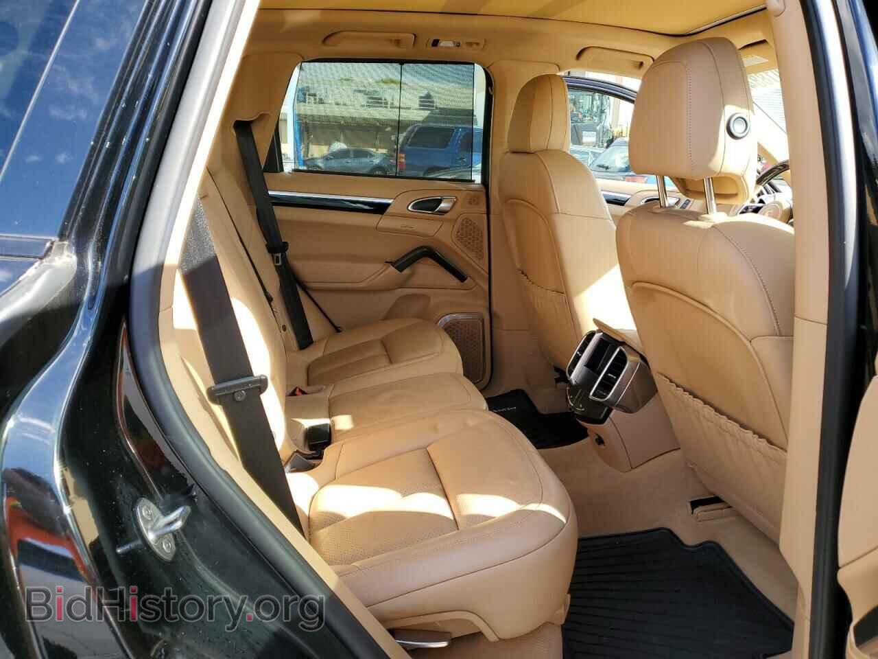 2015 PORSCHE CAYENNE - VIN: WP1AE2A25FLA52330 - Фото 10
