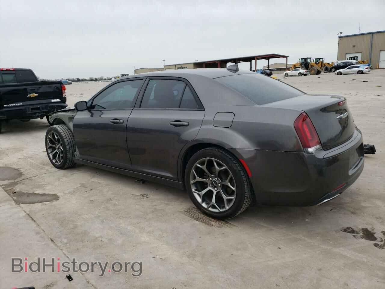 2015 CHRYSLER 300 - VIN: 2C3CCABG2FH736001 - Фото 2