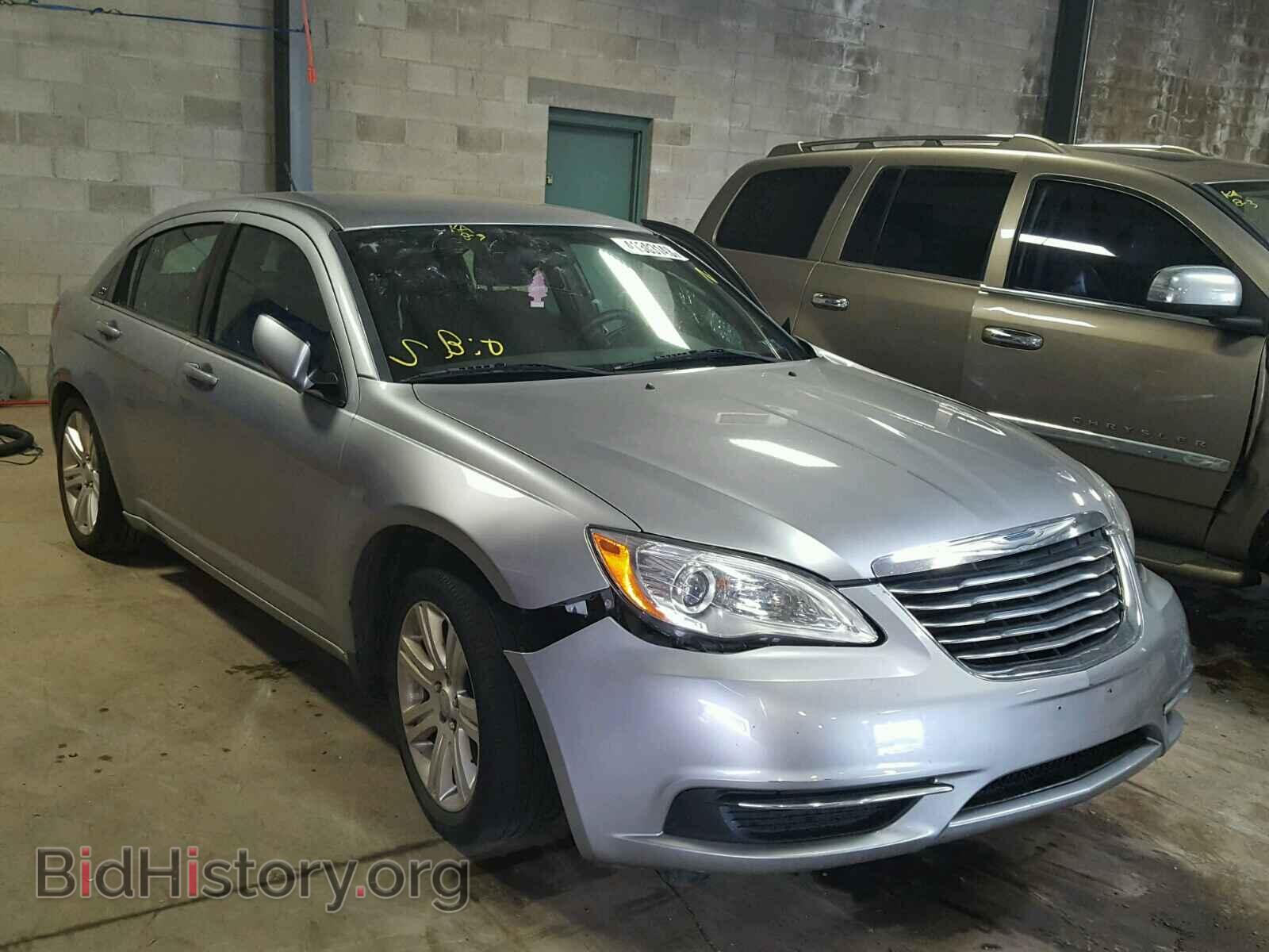 Фотография 1C3CCBBBXDN734656 - CHRYSLER 200 2013