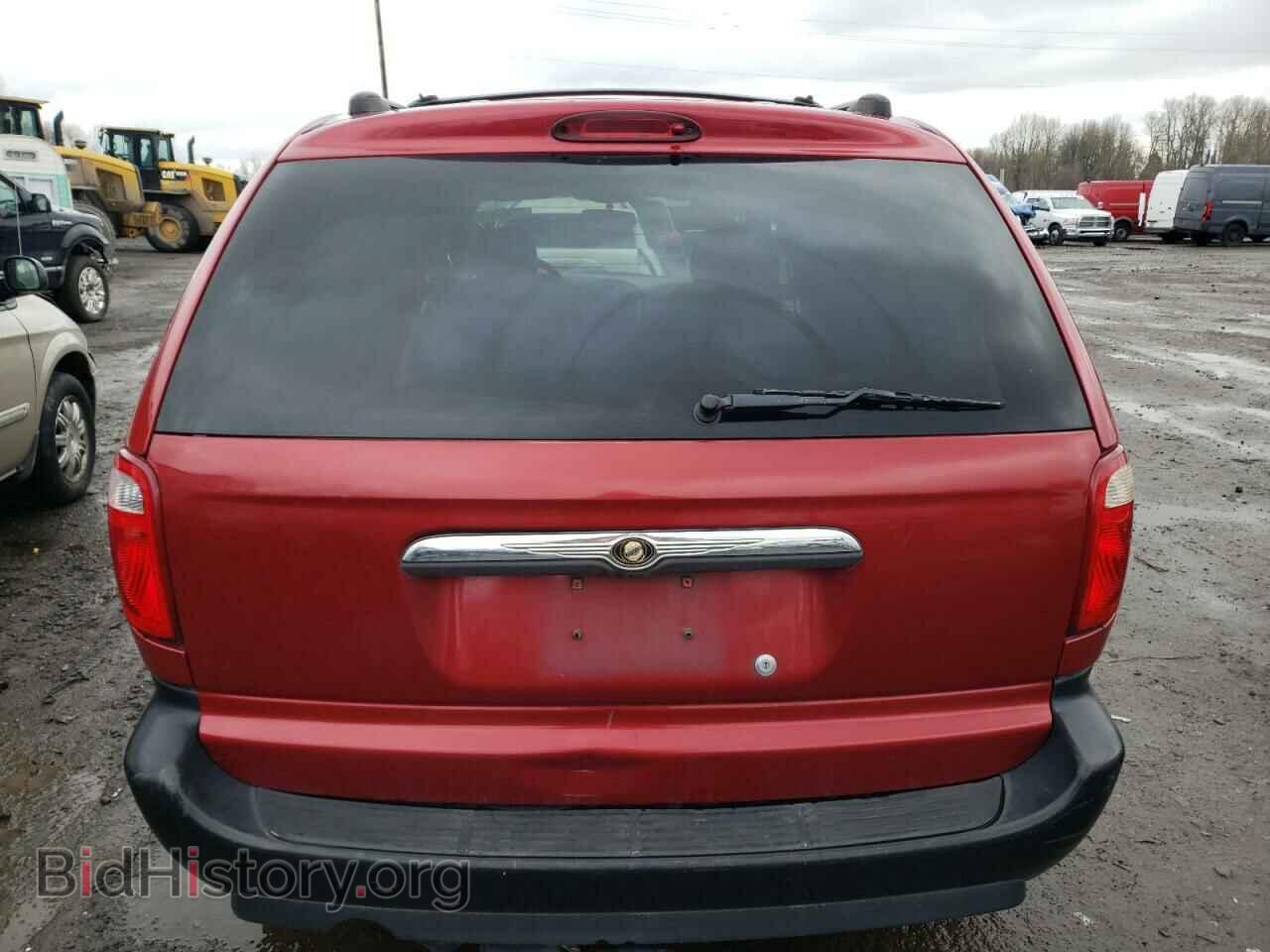 2006 CHRYSLER MINIVAN - VIN: 2A4GP44R36R637550 - Фото 6