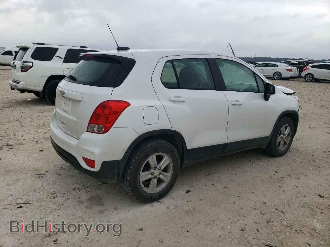 2020 CHEVROLET TRAX - VIN: 3GNCJKSB3LL285490 - Фото 3