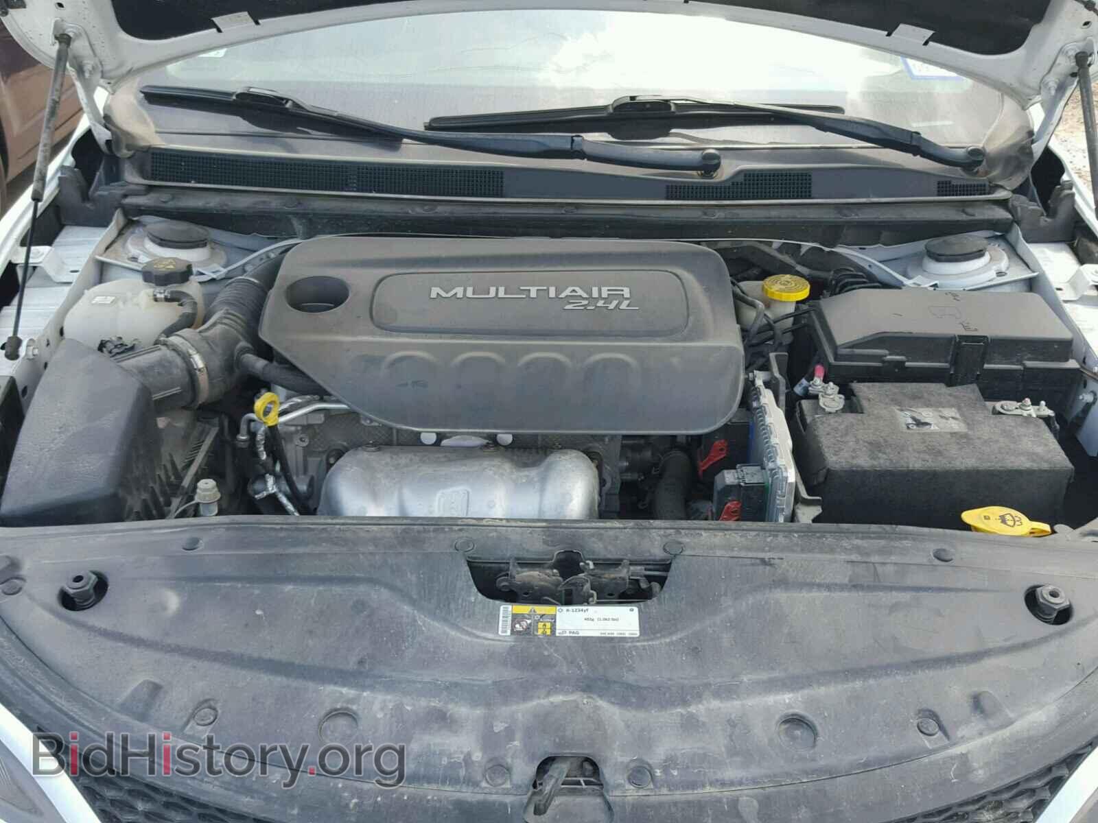 2016 CHRYSLER 200 - VIN: 1C3CCCAB7GN103620 - Фото 7
