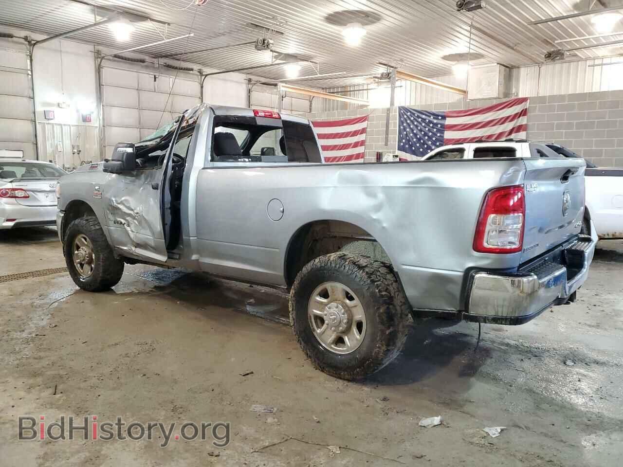 2023 RAM 3500 - VIN: 3C63R3BL2PG648724 - Фото 2