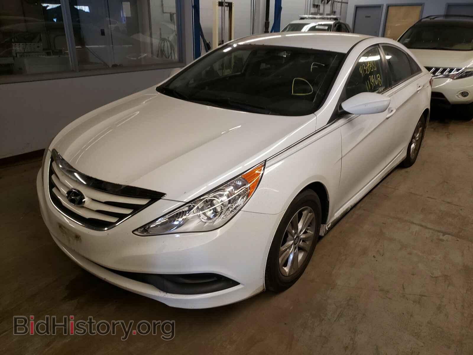 2014 HYUNDAI SONATA - VIN: 5NPEB4AC1EH875906 - Фото 2