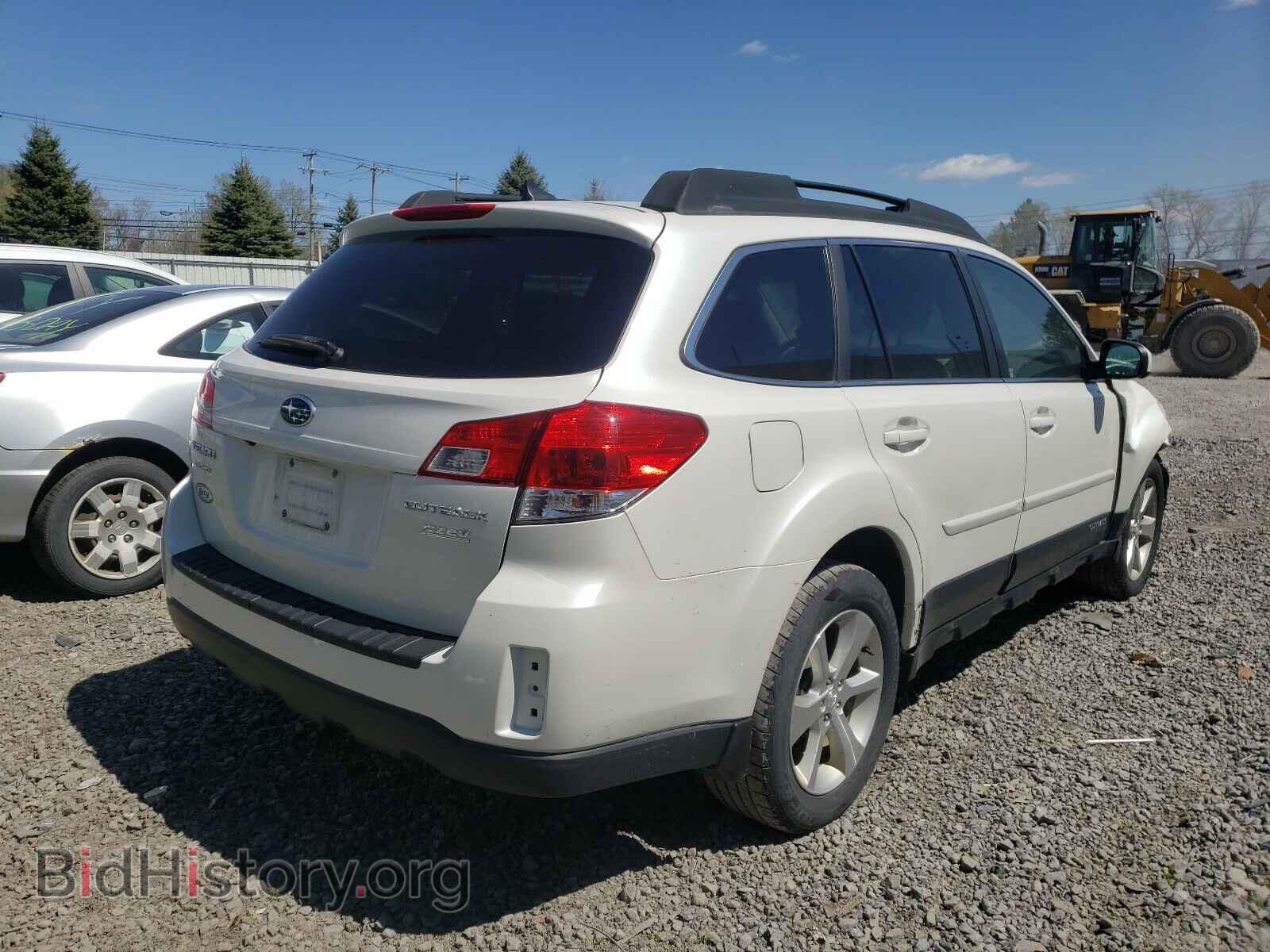 2014 SUBARU OUTBACK - VIN: 4S4BRBLC8E3241273 - Фото 4