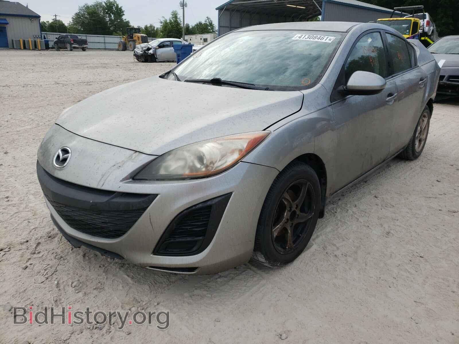 2011 MAZDA 3 - VIN: JM1BL1VF0B1366332 - Фото 2