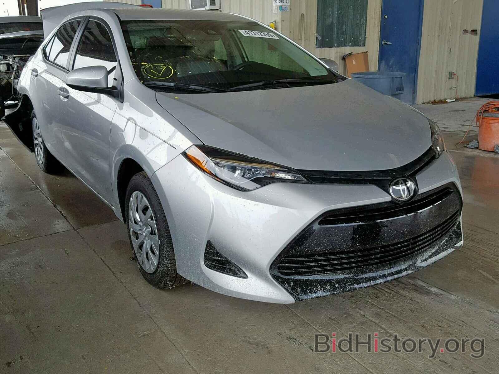 Photo 5YFBURHE3KP933174 - TOYOTA COROLLA 2019