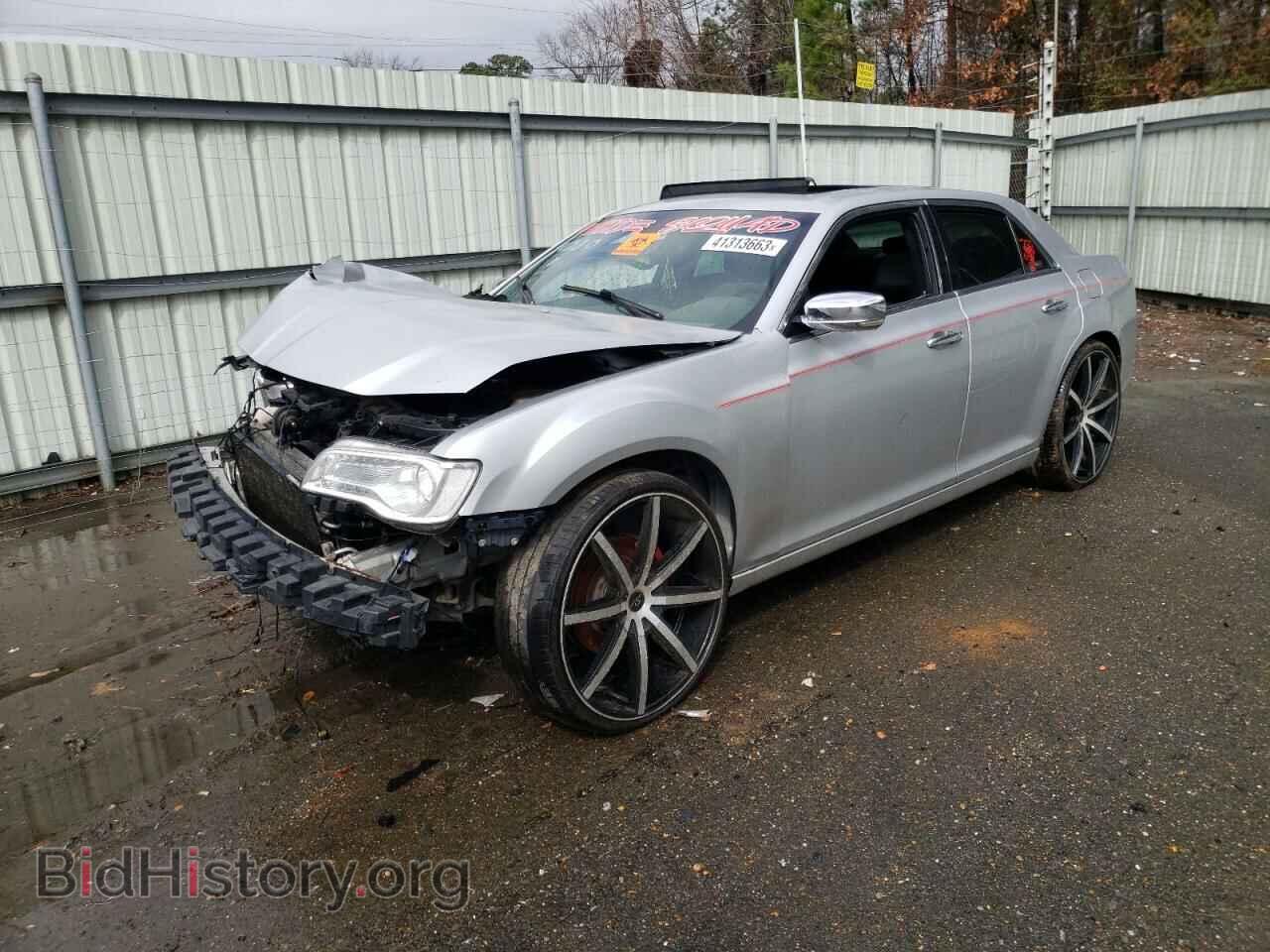 Photo 2C3CA6CT4BH614281 - CHRYSLER 300 2011