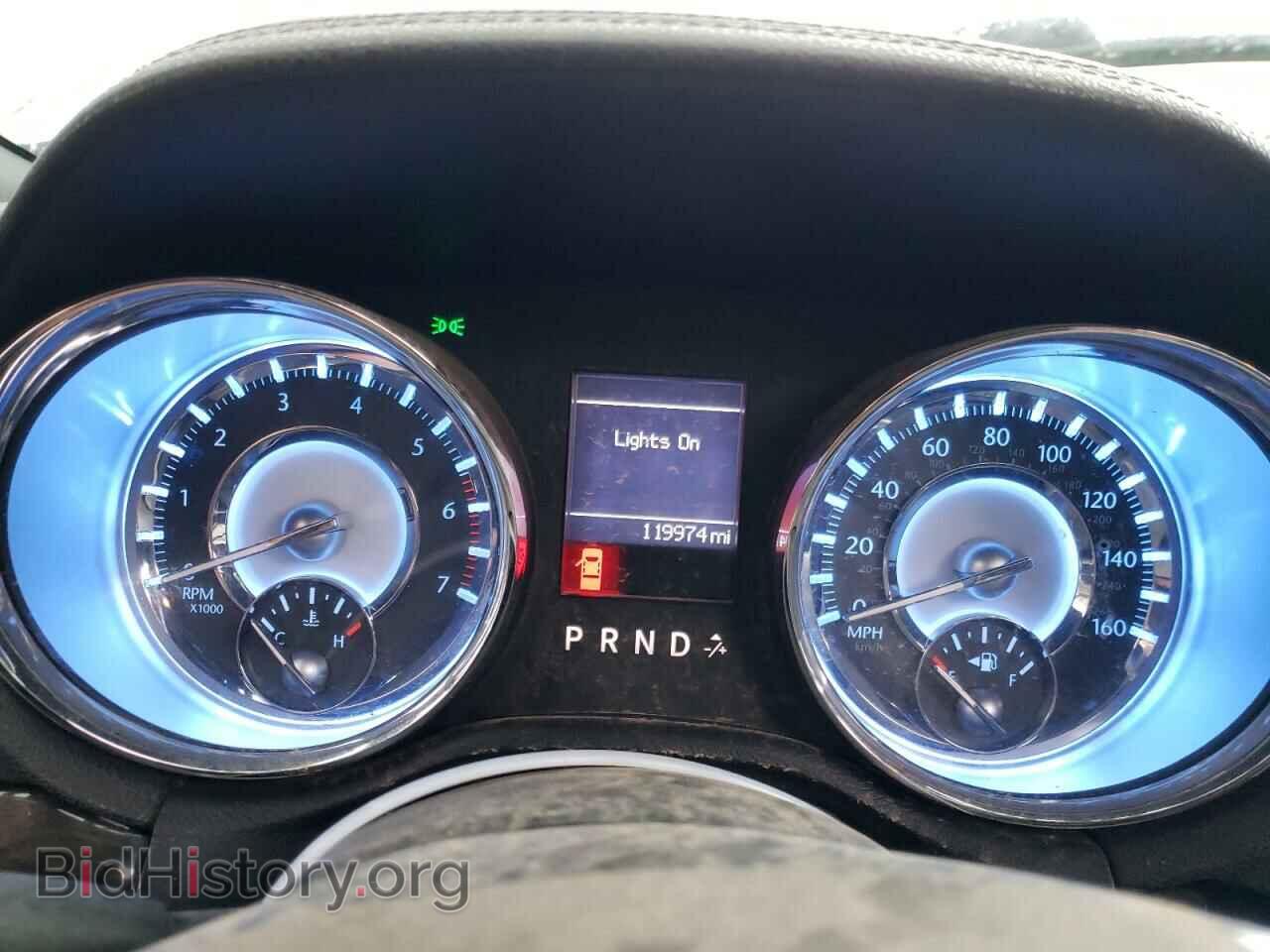 2011 CHRYSLER 300 - VIN: 2C3CA6CT4BH614281 - Фото 9