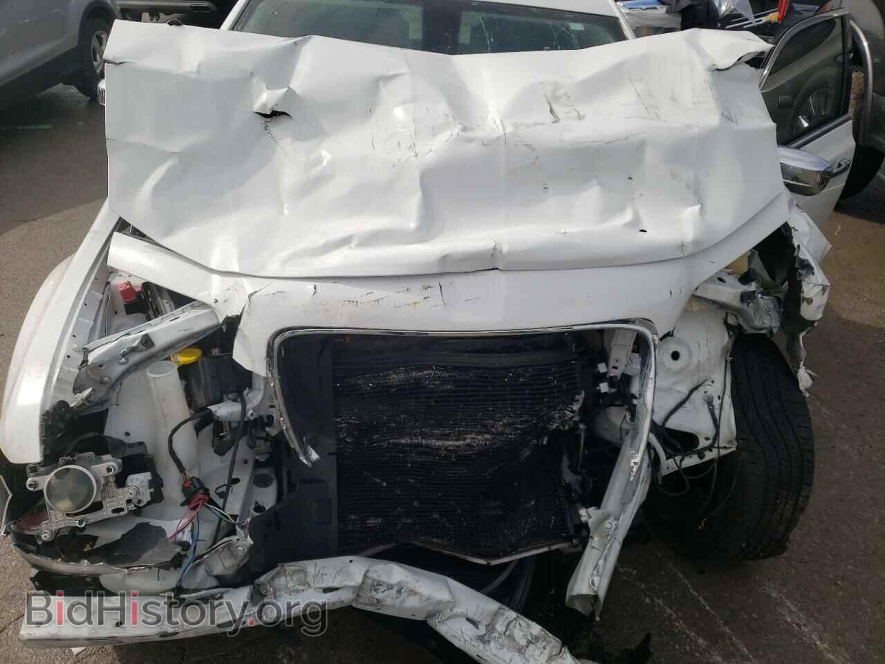 2019 CHRYSLER 300 - VIN: 2C3CCAKGXKH704519 - Фото 7