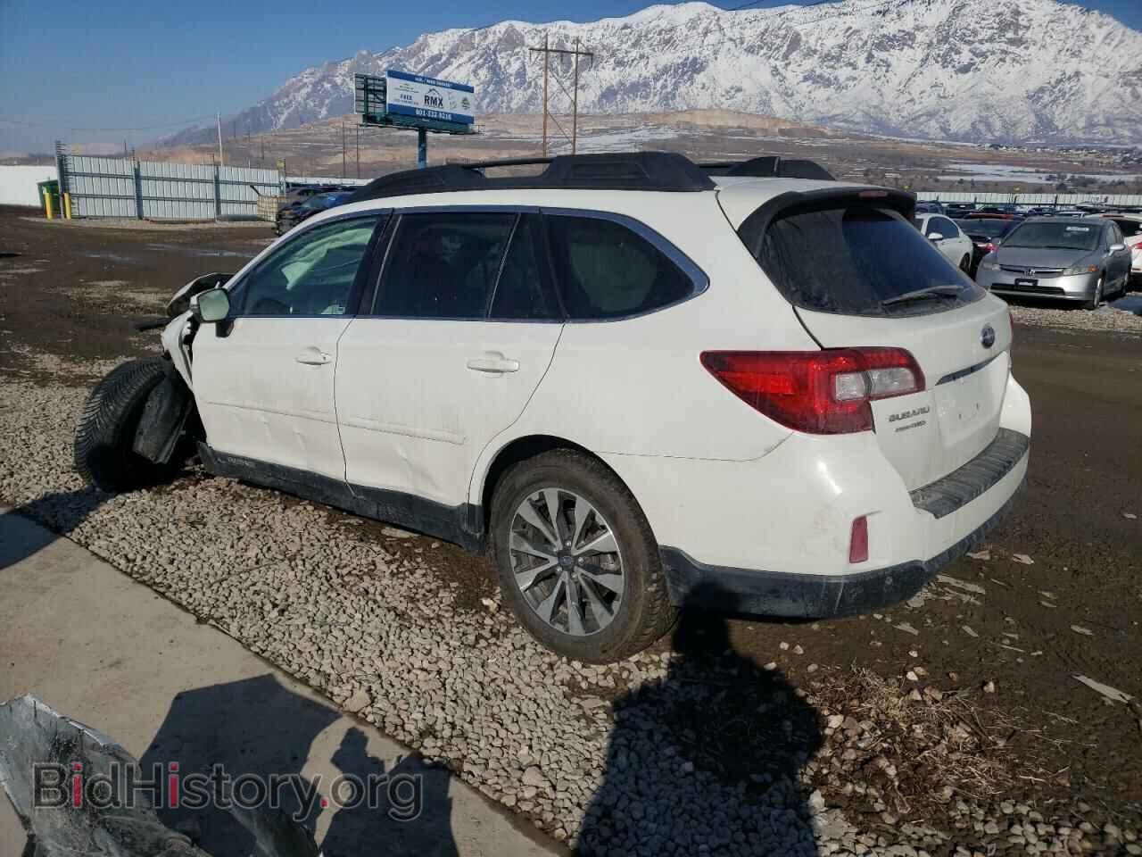 2017 SUBARU OUTBACK - VIN: 4S4BSANC8H3373787 - Фото 2