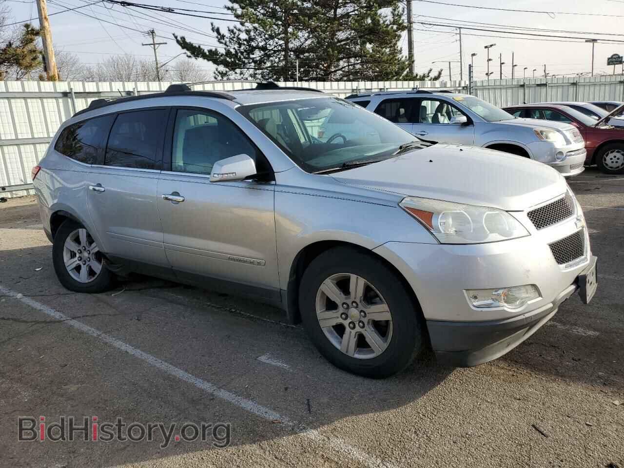 2009 CHEVROLET TRAVERSE - VIN: 1GNER23D49S112623 - Фото 4