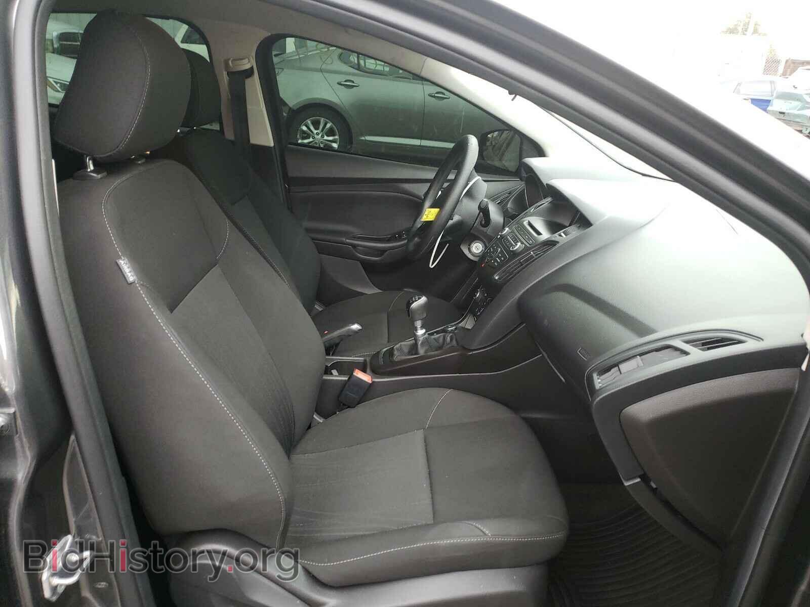 2017 FORD FOCUS - VIN: 1FADP3FE9HL343164 - Photo 5