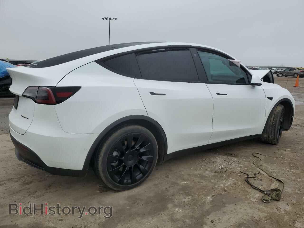 2022 TESLA MODEL Y - VIN: 7SAYGDEE7NF394795 - Фото 3