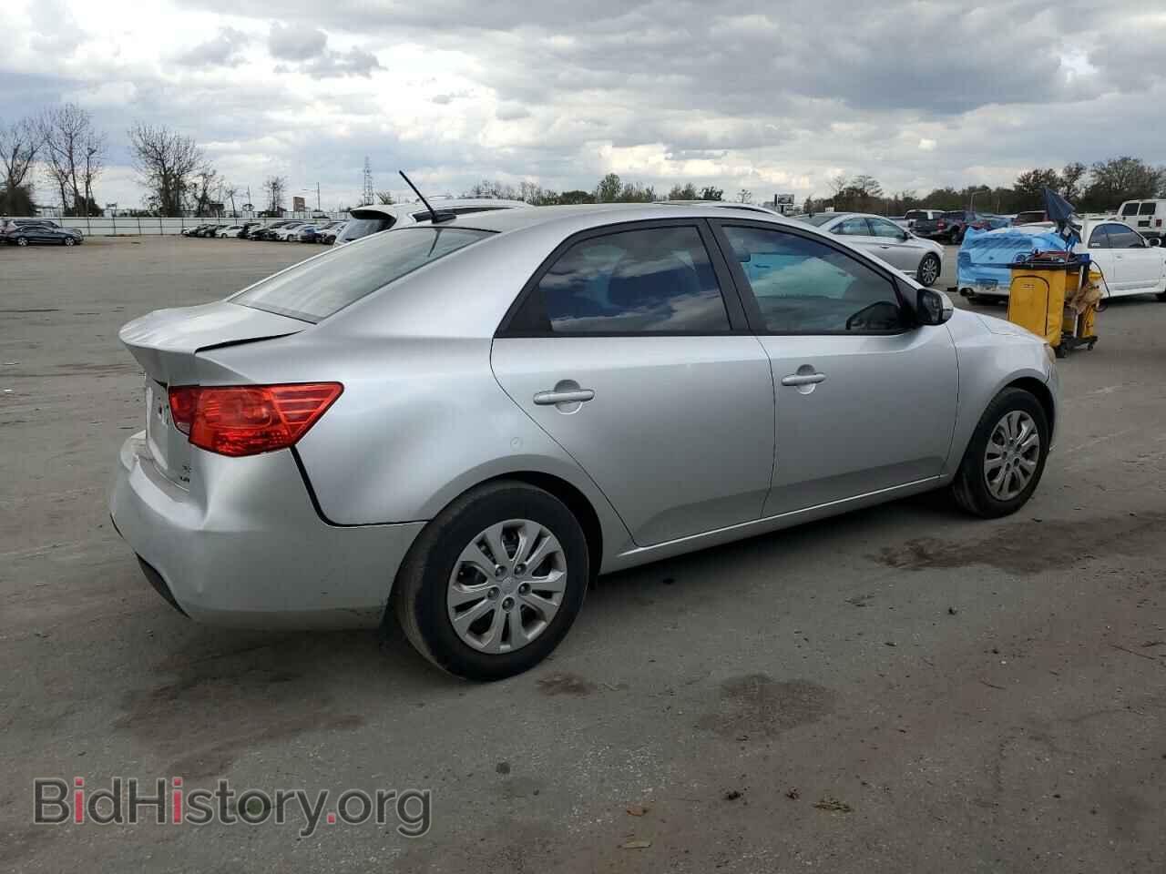 2012 KIA FORTE - VIN: KNAFU4A2XC5588810 - Фото 3
