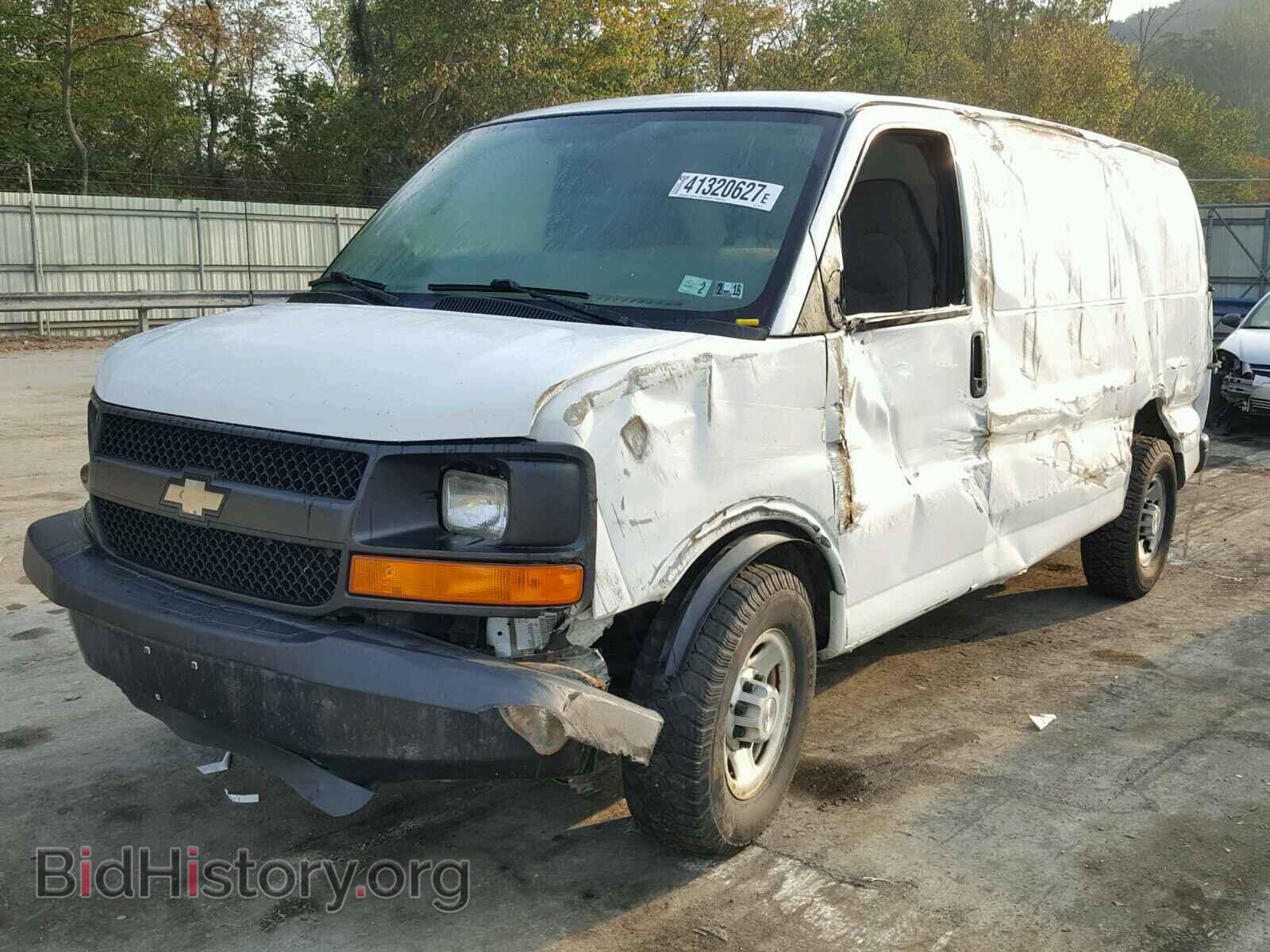 2009 CHEVROLET EXPRESS - VIN: 1GCGG25C991132111 - Фото 2