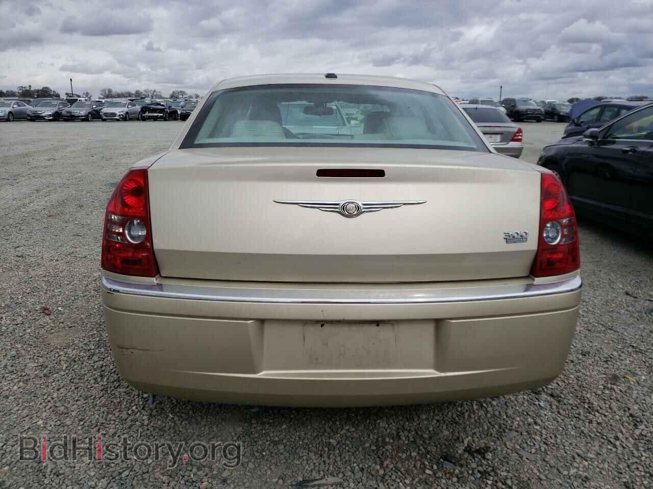 2010 CHRYSLER 300 - VIN: 2C3CA3CV6AH161490 - Фото 6