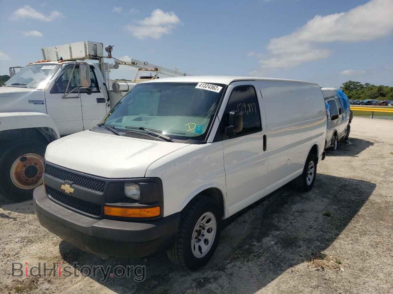 2014 CHEVROLET EXPRESS - VIN: 1GCSGAFX9E1152441 - Фото 2